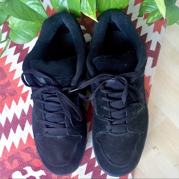 suede 9s